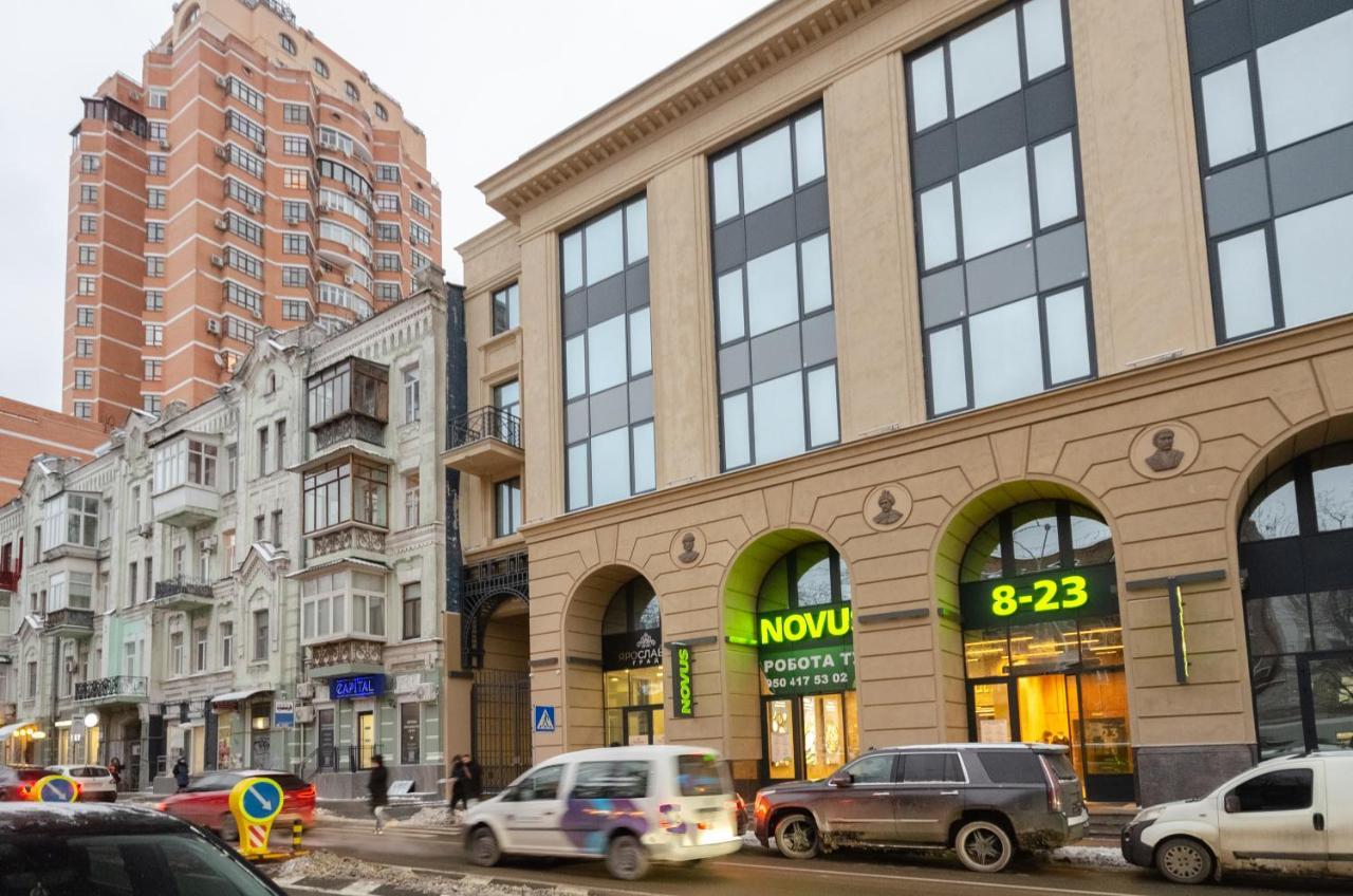 Petrovdom Apartments 12-131B In Rc "Yaroslaviv Grad", Bulvarno-Kudriavska 17B Киев Екстериор снимка