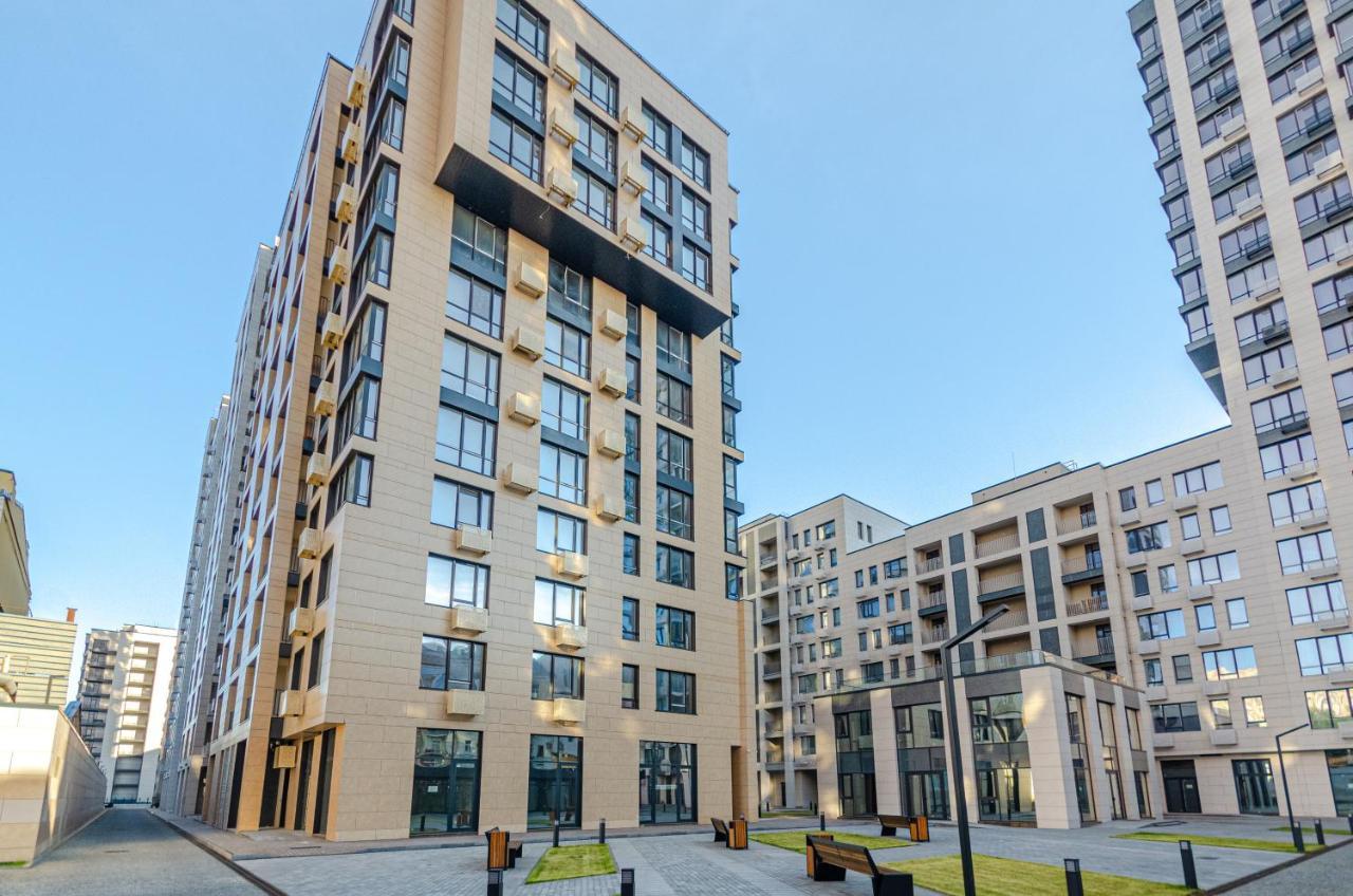 Petrovdom Apartments 12-131B In Rc "Yaroslaviv Grad", Bulvarno-Kudriavska 17B Киев Екстериор снимка