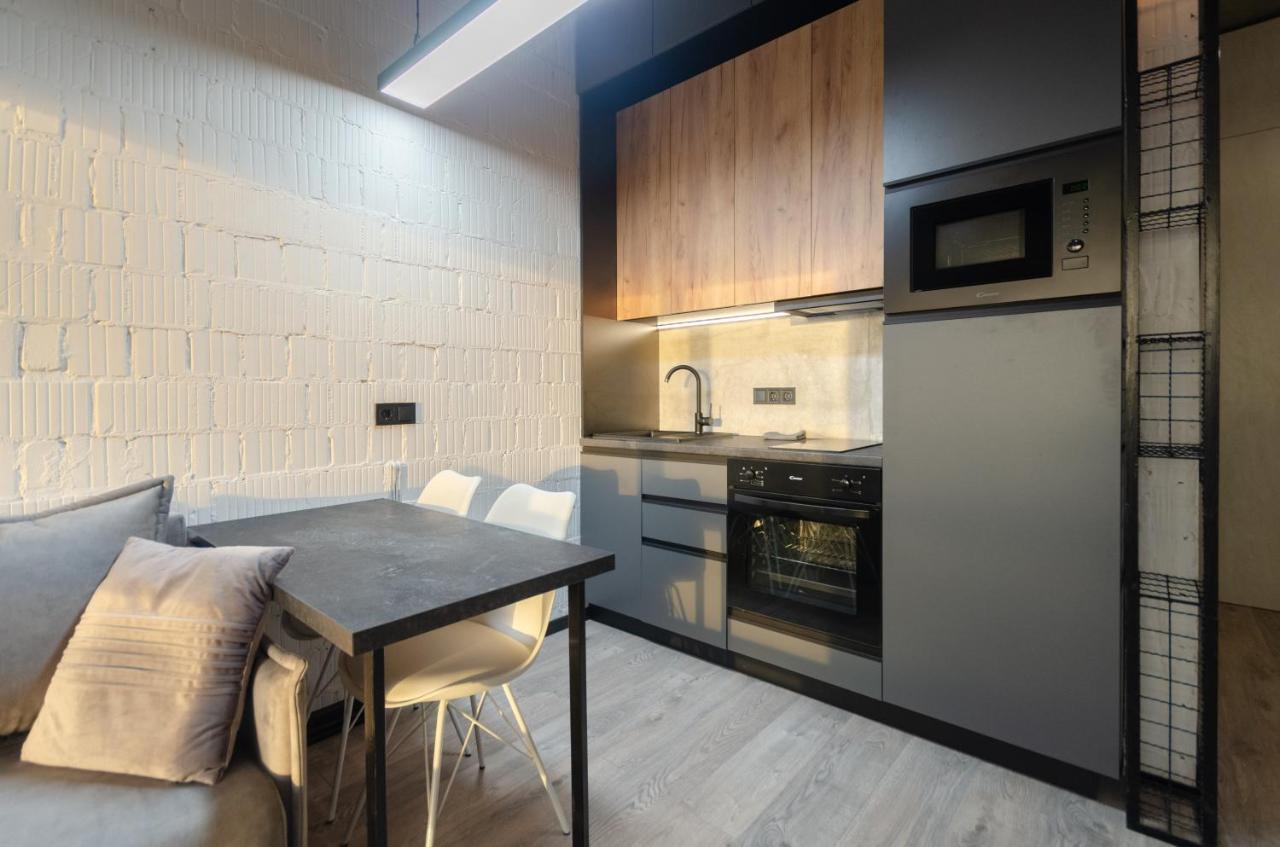 Petrovdom Apartments 12-131B In Rc "Yaroslaviv Grad", Bulvarno-Kudriavska 17B Киев Екстериор снимка