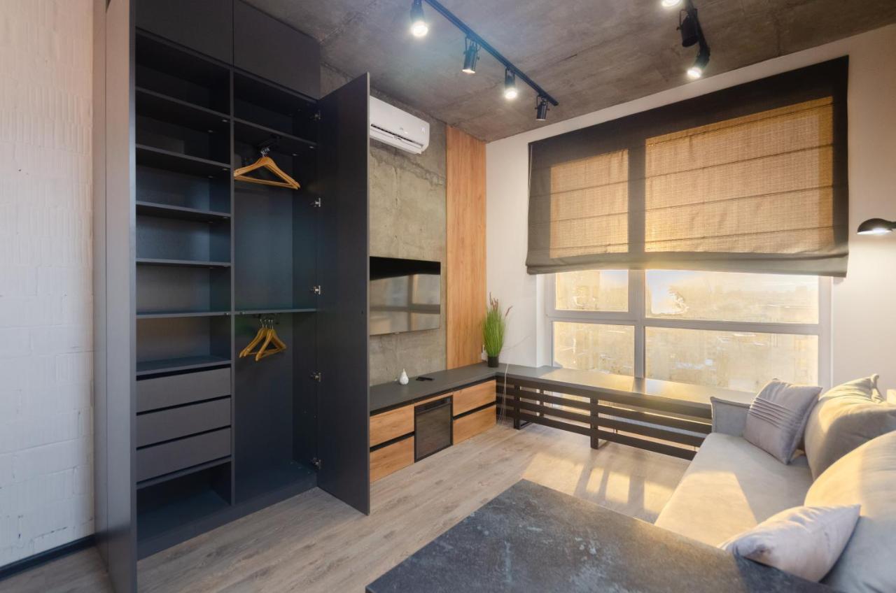 Petrovdom Apartments 12-131B In Rc "Yaroslaviv Grad", Bulvarno-Kudriavska 17B Киев Екстериор снимка