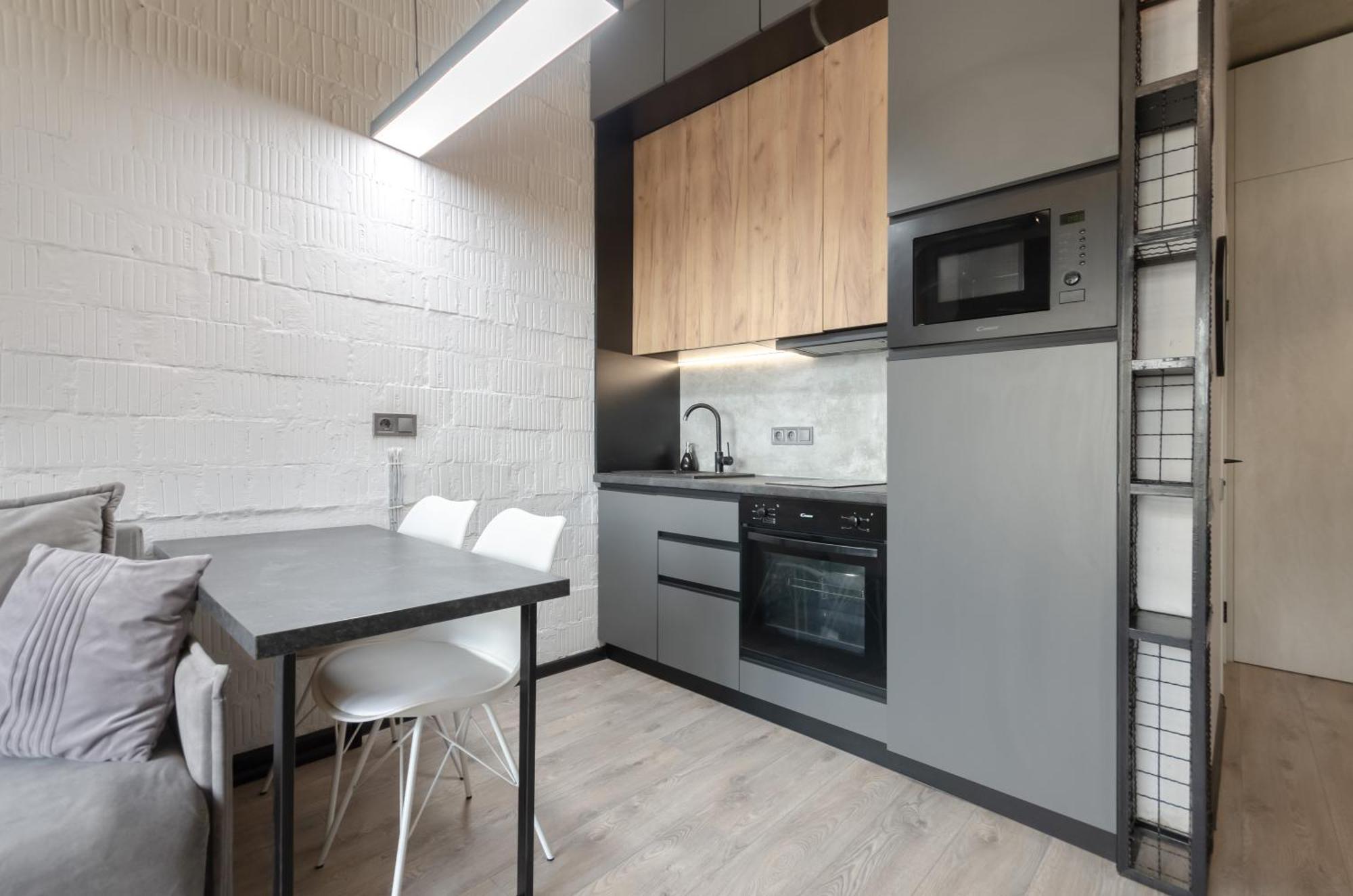Petrovdom Apartments 12-131B In Rc "Yaroslaviv Grad", Bulvarno-Kudriavska 17B Киев Екстериор снимка