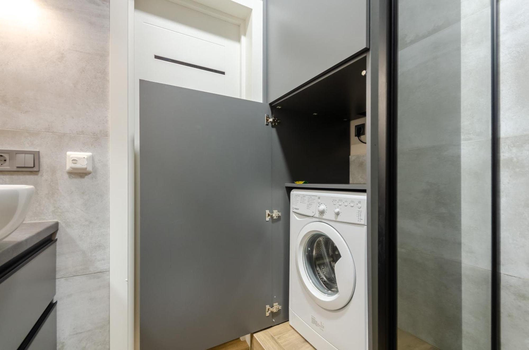 Petrovdom Apartments 12-131B In Rc "Yaroslaviv Grad", Bulvarno-Kudriavska 17B Киев Екстериор снимка